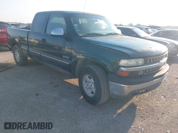 ✅ 2002 Chevrolet Silverado 1500 LT • VIN: 2GCEK19T521300014 • Lot: 43177282. Listed on IAAI with Not provided. Free auction sales archive from the USA and detailed vehicle history report at DreamBid. Image 1.