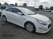 ✅ 2011 Hyundai Sonata Hybrid • VIN: KMHEC4A45BA003278 • Lot: 68259094. Wystawiony na Copart z przebiegiem 101 027 mil. Bezpłatny archiwum sprzedaży aukcyjnych z USA i szczegółowy raport historii pojazdu na DreamBid. Zdjęcie 4.
