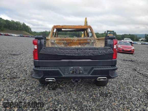 ✅ 2022 Chevrolet Silverado 1500 LT Trail Boss • VIN: 3GCUDFET5NG616369 • Lot: 64473885. Wystawiony na Copart z przebiegiem Nie podano. Bezpłatny archiwum sprzedaży aukcyjnych z USA i szczegółowy raport historii pojazdu na DreamBid. Zdjęcie 6.