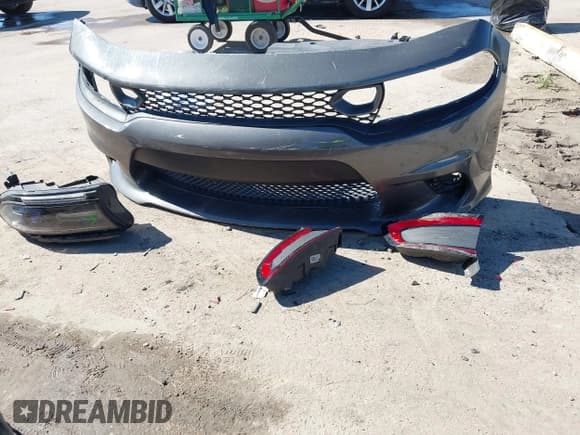 ✅ 2016 Dodge Charger R/T • VIN: 2C3CDXCT0GH237291 • Lot: 43607297. Listed on IAAI with 129,740 mi. Free auction sales archive from the USA and detailed vehicle history report at DreamBid. Image 12.