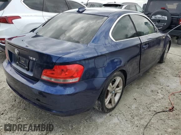 ✅ 2013 BMW 1 Series 128i • VIN: WBAUP7C51DVP24816 • Lot: 76471594. Wystawiony na Copart z przebiegiem Nie podano. Bezpłatny archiwum sprzedaży aukcyjnych z USA i szczegółowy raport historii pojazdu na DreamBid. Zdjęcie 3.