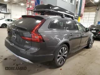 ✅ 2022 Volvo V90 • VIN: YV4062NLXN1147308 • Лот: 75272543. Опубликован ранее на Copart с пробегом 11 702 миль. Бесплатный доступ к архиву аукционных продаж из США и подробный отчёт об истории автомобиля на DreamBid. Изображение 3.