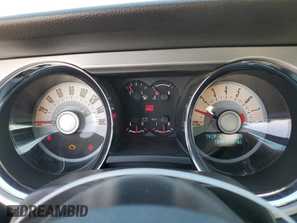 ✅ 2012 Ford Mustang GT • VIN: 1ZVBP8FF7C5265405 • Lot: 74672574. Wystawiony na Copart z przebiegiem 134 476 mil. Bezpłatny archiwum sprzedaży aukcyjnych z USA i szczegółowy raport historii pojazdu na DreamBid. Zdjęcie 9.