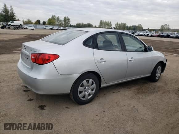 2009 Hyundai Elantra GLS z VIN KMHDU45DX9U767350, wystawiony jako Copart lot #72935114 z przebiegiem 207 112 mil mil oraz Czysty tytuł • Clean title. Historia ofert i sprzedaży dostępna na DreamBid. Obrazek 3.