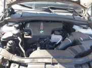 ✅ 2014 BMW X1 xDrive28i • VIN: WBAVL1C56EVY10931 • Lot: 43510484. Wystawiony na IAAI z przebiegiem 101 784 mil. Bezpłatny archiwum sprzedaży aukcyjnych z USA i szczegółowy raport historii pojazdu na DreamBid. Zdjęcie 10.