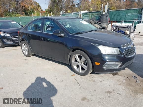 ✅ 2015 Chevrolet Cruze LT • VIN: 1G1PE5SB6F7200658 • Лот: 43658172. Опубликован ранее на IAAI с пробегом 141 275 миль. Бесплатный доступ к архиву аукционных продаж из США и подробный отчёт об истории автомобиля на DreamBid. Изображение 1.