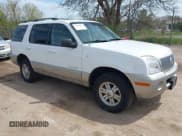 ✅ 2002 Mercury Mountaineer • VIN: 4M2ZU86W32ZJ21765 • Лот: 42209425. Опубликован ранее на IAAI с пробегом 135 090 миль. Бесплатный доступ к архиву аукционных продаж из США и подробный отчёт об истории автомобиля на DreamBid. Изображение 1.