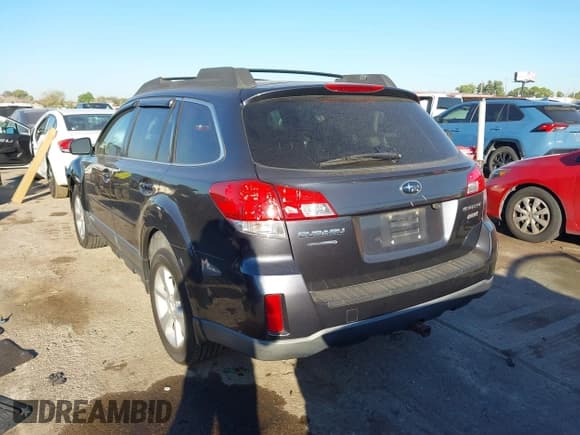 ✅ 2013 Subaru Outback Premium • VIN: 4S4BRBCC7D1201163 • Лот: 43483273. Опубликован ранее на IAAI с пробегом 171 455 миль. Бесплатный доступ к архиву аукционных продаж из США и подробный отчёт об истории автомобиля на DreamBid. Изображение 3.