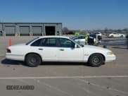 ✅ 1995 Ford Crown Victoria LX • VIN: 2FALP74W3SX123480 • Lot: 41737431. Wystawiony na IAAI z przebiegiem Nie podano. Bezpłatny archiwum sprzedaży aukcyjnych z USA i szczegółowy raport historii pojazdu na DreamBid. Zdjęcie 13.