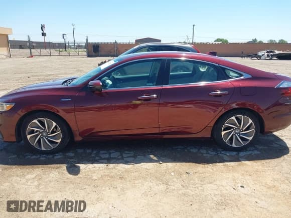 ✅ 2020 Honda Insight Touring • VIN: 19XZE4F99LE010043 • Лот: 42235458. Опубликован ранее на IAAI с пробегом 42 031 миль. Бесплатный доступ к архиву аукционных продаж из США и подробный отчёт об истории автомобиля на DreamBid. Изображение 15.