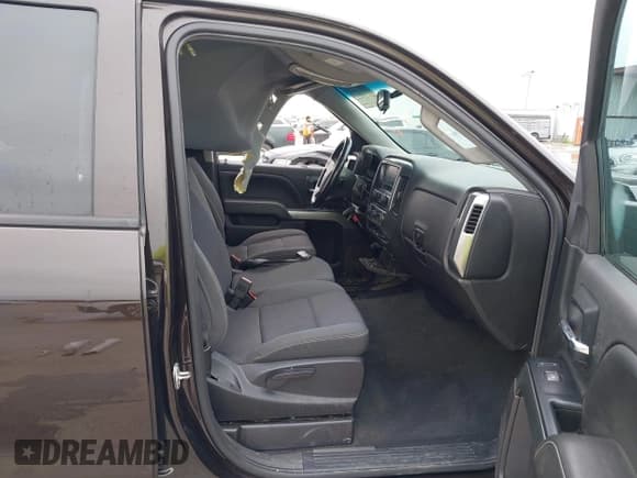 ✅ 2019 Chevrolet Silverado 1500 LT • VIN: 2GCRCPEC7K1115535 • Lot: 42413006. Wystawiony na IAAI z przebiegiem 136 455 mil. Bezpłatny archiwum sprzedaży aukcyjnych z USA i szczegółowy raport historii pojazdu na DreamBid. Zdjęcie 5.