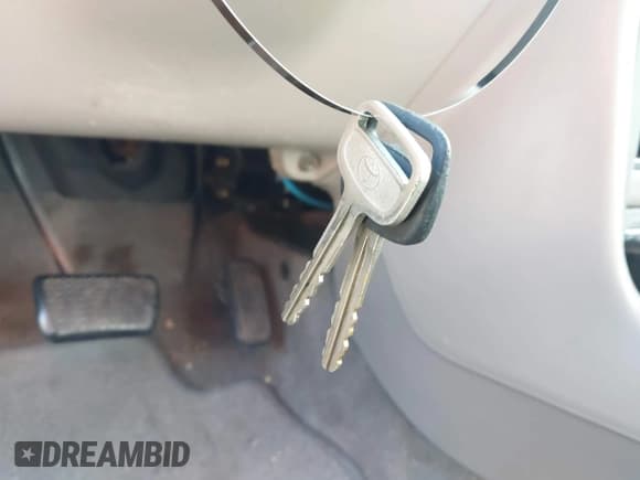 ✅ 2002 Toyota Corolla S • VIN: 2T1BR12EX2C525461 • Lot: 43626543. Listed on IAAI with 215,208 mi. Free auction sales archive from the USA and detailed vehicle history report at DreamBid. Image 11.