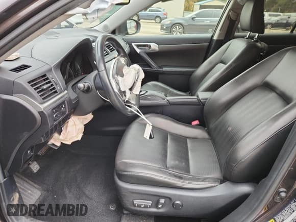 ✅ 2013 Lexus CT 200h • VIN: JTHKD5BHXD2151174 • Лот: 92008685. Опубликован ранее на Copart с пробегом 158 952 миль. Бесплатный доступ к архиву аукционных продаж из США и подробный отчёт об истории автомобиля на DreamBid. Изображение 7.