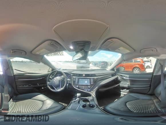 2019 Toyota Camry LE z VIN 4T1B11HK7KU741576, wystawiony jako Copart lot #71667015 z przebiegiem 101 333 mil mil oraz Szkoda całkowita • Salvage title. Historia ofert i sprzedaży dostępna na DreamBid. Obrazek 15.