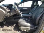 ✅ 2018 Lincoln MKZ Hybrid Reserve • VIN: 3LN6L5MU9JR626204 • Lot: 69428805. Listed on Copart with 69,416 mi. Free auction sales archive from the USA and detailed vehicle history report at DreamBid. Image 7.