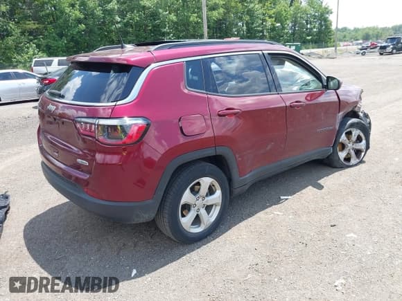 ✅ 2021 Jeep Compass Altitude • VIN: 3C4NJDBB5MT547377 • Lot: 42650103. Listed on IAAI with Not provided. Free auction sales archive from the USA and detailed vehicle history report at DreamBid. Image 4.