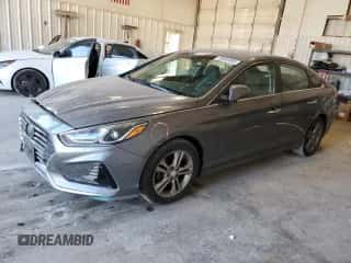 2018 Hyundai Sonata Limited с VIN 5NPE34AF4JH638151, выставлен на аукционе Copart как лот 86695965 с пробегом 103 329 миль миль и Списание • Salvage title. История ставок и продаж доступна на DreamBid. Изображение 1.