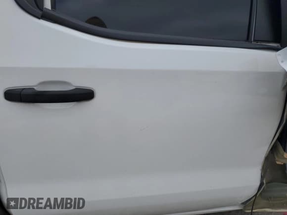 ✅ 2021 GMC Sierra 1500 • VIN: 3GTU9AEF4MG284311 • Lot: 71304904. Wystawiony na Copart z przebiegiem Nie podano. Bezpłatny archiwum sprzedaży aukcyjnych z USA i szczegółowy raport historii pojazdu na DreamBid. Zdjęcie 10.
