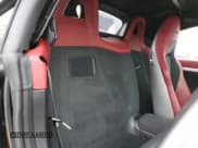 ✅ 2023 Porsche 718 Spyder • VIN: WP0CC2A81PS222016 • Lot: 84939084. Wystawiony na Copart z przebiegiem 20 612 mil. Bezpłatny archiwum sprzedaży aukcyjnych z USA i szczegółowy raport historii pojazdu na DreamBid. Zdjęcie 10.