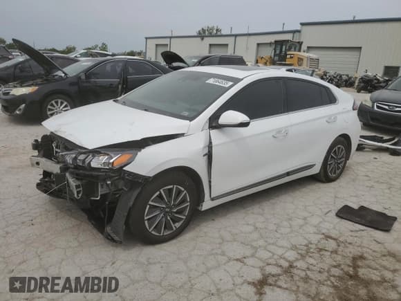 ✅ 2020 Hyundai Ioniq Limited • VIN: KMHC85LJ2LU061866 • Lot: 71864635. Listed on Copart with 66,106 mi. Free auction sales archive from the USA and detailed vehicle history report at DreamBid. Image 1.