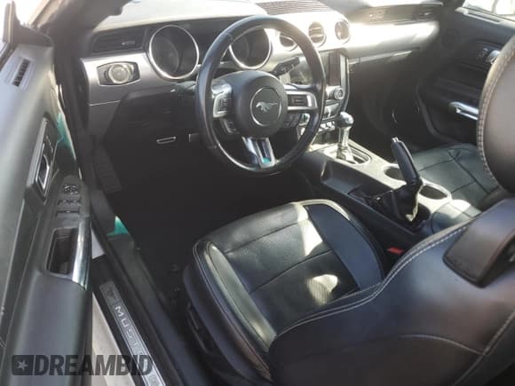 ✅ 2020 Ford Mustang EcoBoost Premium • VIN: 1FATP8UHXL5136866 • Lot: 85092945. Listed on Copart with 95,274 mi. Free auction sales archive from the USA and detailed vehicle history report at DreamBid. Image 8.