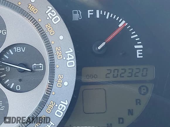 ✅ 2001 Lexus IS 300/350 • VIN: JTHBD182810011515 • Лот: 42938242. Опубликован ранее на IAAI с пробегом 202 320 миль. Бесплатный доступ к архиву аукционных продаж из США и подробный отчёт об истории автомобиля на DreamBid. Изображение 16.