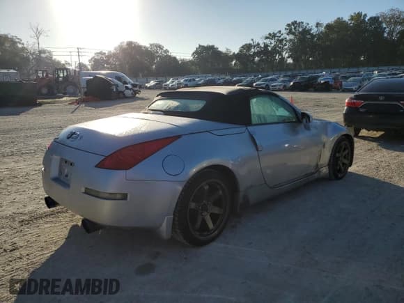 ✅ 2006 Nissan 350Z Touring • VIN: JN1AZ36A96M458054 • Lot: 91496105. Listed on Copart with 131,871 mi. Free auction sales archive from the USA and detailed vehicle history report at DreamBid. Image 3.