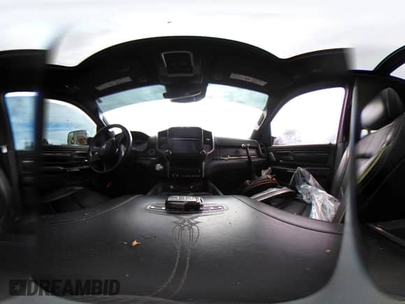 2019 Ram 1500 Limited z VIN 1C6SRFPT2KN508369, wystawiony jako IAAI lot #42187146 z przebiegiem 80 498 mil mil oraz . Historia ofert i sprzedaży dostępna na DreamBid. Obrazek 18.