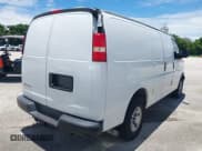 ✅ 2015 Chevrolet Express Cargo • VIN: 1GCWGFCF0F1109375 • Lot: 42768290. Wystawiony na IAAI z przebiegiem 41 577 mil. Bezpłatny archiwum sprzedaży aukcyjnych z USA i szczegółowy raport historii pojazdu na DreamBid. Zdjęcie 4.