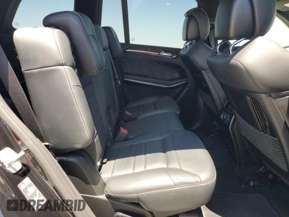 ✅ 2015 Mercedes-Benz GL 63 AMG • VIN: 4JGDF7EE8FA456517 • Lot: 61684425. Listed on Copart with 84,136 mi. Free auction sales archive from the USA and detailed vehicle history report at DreamBid. Image 11.