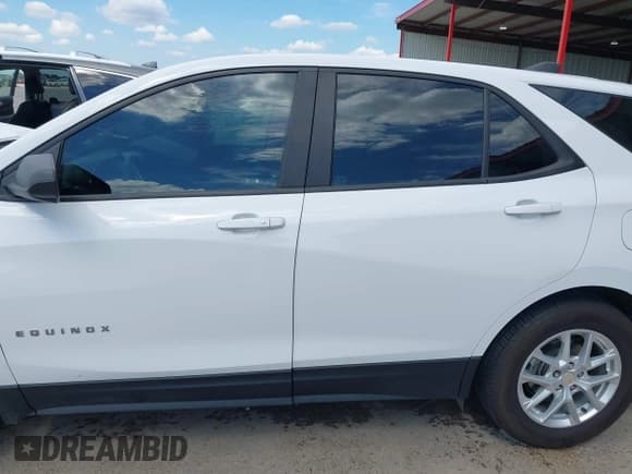 ✅ 2023 Chevrolet Equinox LS • VIN: 3GNAXHEG5PL107232 • Lot: 43406877. Listed on IAAI with 83,576 mi. Free auction sales archive from the USA and detailed vehicle history report at DreamBid. Image 15.