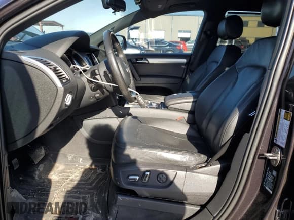 ✅ 2012 Audi Q7 S line • VIN: WA1DGAFE6CD004941 • Lot: 45311965. Listed on Copart with 122,754 mi. Free auction sales archive from the USA and detailed vehicle history report at DreamBid. Image 7.