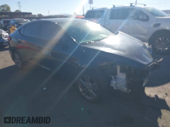 ✅ 2017 Hyundai Elantra Value Edition • VIN: 5NPD84LF6HH065211 • Лот: 43571387. Опубликован ранее на IAAI с пробегом 98 733 миль. Бесплатный доступ к архиву аукционных продаж из США и подробный отчёт об истории автомобиля на DreamBid. Изображение 1.