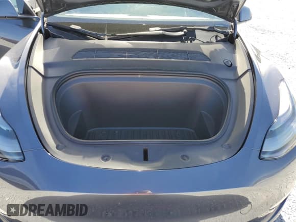 ✅ 2022 Tesla Model Y Performance • VIN: 7SAYGDEF6NF521271 • Lot: 92212045. Listed on Copart with 45,558 mi. Free auction sales archive from the USA and detailed vehicle history report at DreamBid. Image 12.