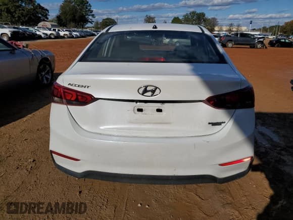✅ 2018 Hyundai Accent SEL • VIN: 3KPC24A37JE021038 • Лот: 81312924. Опубликован ранее на Copart с пробегом 104 352 миль. Бесплатный доступ к архиву аукционных продаж из США и подробный отчёт об истории автомобиля на DreamBid. Изображение 6.