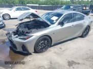 ✅ 2023 Lexus IS 500 F Sport Performance • VIN: JTHAP1D27P5004317 • Lot: 42246253. Wystawiony na IAAI z przebiegiem 42 159 mil. Bezpłatny archiwum sprzedaży aukcyjnych z USA i szczegółowy raport historii pojazdu na DreamBid. Zdjęcie 2.