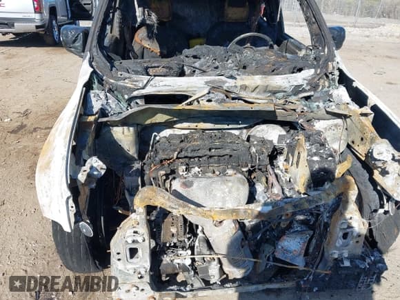 ✅ 2018 Jeep Renegade Latitude • VIN: ZACCJBBB5JPG73222 • Lot: 43252712. Wystawiony na IAAI z przebiegiem Nie podano. Bezpłatny archiwum sprzedaży aukcyjnych z USA i szczegółowy raport historii pojazdu na DreamBid. Zdjęcie 10.