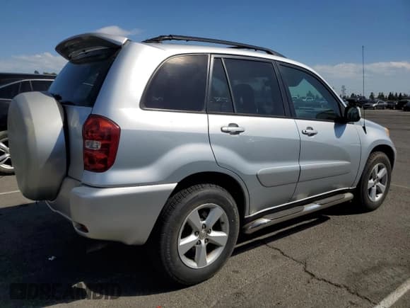 ✅ 2004 Toyota RAV4 • VIN: JTEGD20V040037142 • Lot: 81740385. Wystawiony na Copart z przebiegiem 143 402 mil. Bezpłatny archiwum sprzedaży aukcyjnych z USA i szczegółowy raport historii pojazdu na DreamBid. Zdjęcie 3.