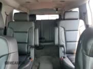 ✅ 2015 Chevrolet Suburban LTZ • VIN: 1GNSKKKCXFR141854 • Lot: 63814814. Wystawiony na Copart z przebiegiem 133 370 mil. Bezpłatny archiwum sprzedaży aukcyjnych z USA i szczegółowy raport historii pojazdu na DreamBid. Zdjęcie 10.