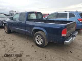 2004 Dodge Dakota SLT z VIN 1D7GL42N54S721808, wystawiony jako Copart lot #73992034 z przebiegiem Nie podano mil oraz Szkoda całkowita • Salvage title. Historia ofert i sprzedaży dostępna na DreamBid. Obrazek 2.