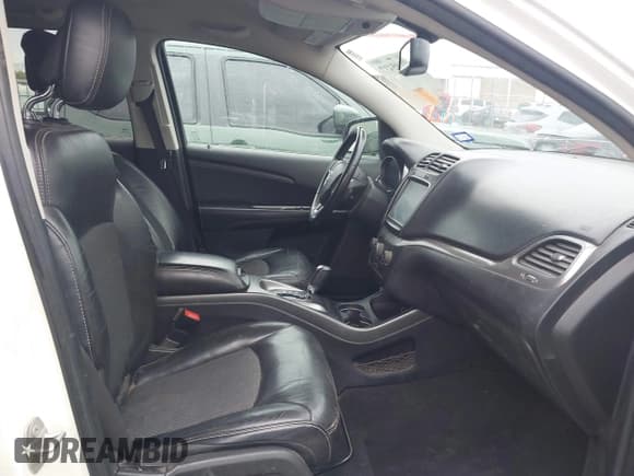 ✅ 2017 Dodge Journey Crossroad Plus • VIN: 3C4PDCGB1HT676533 • Лот: 42105497. Опубликован ранее на IAAI с пробегом 121 287 миль. Бесплатный доступ к архиву аукционных продаж из США и подробный отчёт об истории автомобиля на DreamBid. Изображение 5.