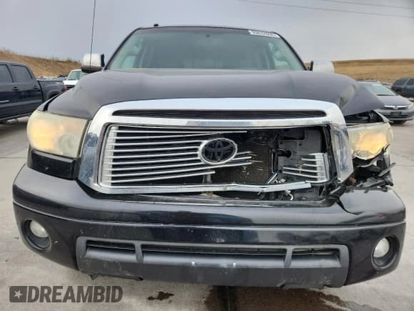 ✅ 2010 Toyota Tundra Limited • VIN: 5TFHY5F11AX116745 • Lot: 93632655. Listed on Copart with 191,191 mi. Free auction sales archive from the USA and detailed vehicle history report at DreamBid. Image 5.
