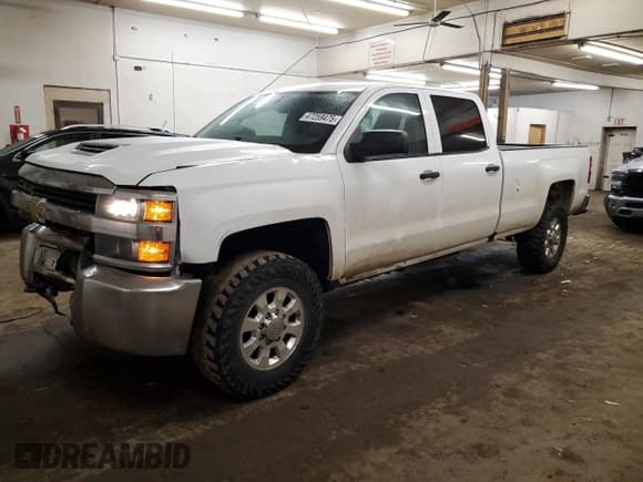 ✅ 2017 Chevrolet Silverado 2500HD Work Truck • VIN: 1GC1KUEYXHF231677 • Lot: 47259475. Wystawiony na Copart z przebiegiem 178 439 mil. Bezpłatny archiwum sprzedaży aukcyjnych z USA i szczegółowy raport historii pojazdu na DreamBid. Zdjęcie 1.