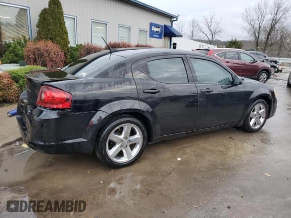 ✅ 2012 Dodge Avenger SE • VIN: 1C3CDZAB2CN324343 • Lot: 85076514. Listed on Copart with 135,502 mi. Free auction sales archive from the USA and detailed vehicle history report at DreamBid. Image 3.