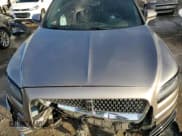 ✅ 2019 Lincoln Nautilus Select • VIN: 2LMPJ6K96KBL33931 • Lot: 90985255. Listed on Copart with 108,493 mi. Free auction sales archive from the USA and detailed vehicle history report at DreamBid. Image 12.