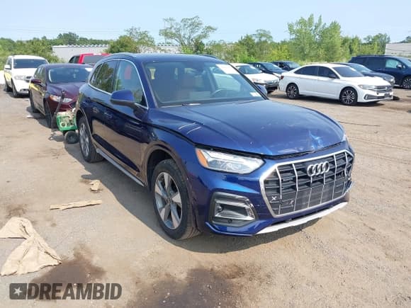✅ 2023 Audi Q5 Premium • VIN: WA1ABAFY8P2136760 • Lot: 42891420. Wystawiony na IAAI z przebiegiem 21 401 mil. Bezpłatny archiwum sprzedaży aukcyjnych z USA i szczegółowy raport historii pojazdu na DreamBid. Zdjęcie 1.