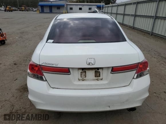 ✅ 2011 Honda Accord LX • VIN: 1HGCP2F37BA151454 • Lot: 93558525. Listed on Copart with 189,970 mi. Free auction sales archive from the USA and detailed vehicle history report at DreamBid. Image 6.