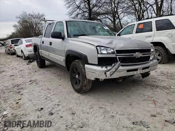 ✅ 2006 Chevrolet Silverado 1500 LS • VIN: 2GCEK13V461315359 • Лот: 46647324. Опубликован ранее на Copart с пробегом 147 442 миль. Бесплатный доступ к архиву аукционных продаж из США и подробный отчёт об истории автомобиля на DreamBid. Изображение 12.