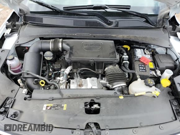 ✅ 2025 Jeep Compass Latitude • VIN: 3C4NJDBN0ST569682 • Lot: 65995645. Wystawiony na Copart z przebiegiem 12 247 mil. Bezpłatny archiwum sprzedaży aukcyjnych z USA i szczegółowy raport historii pojazdu na DreamBid. Zdjęcie 12.