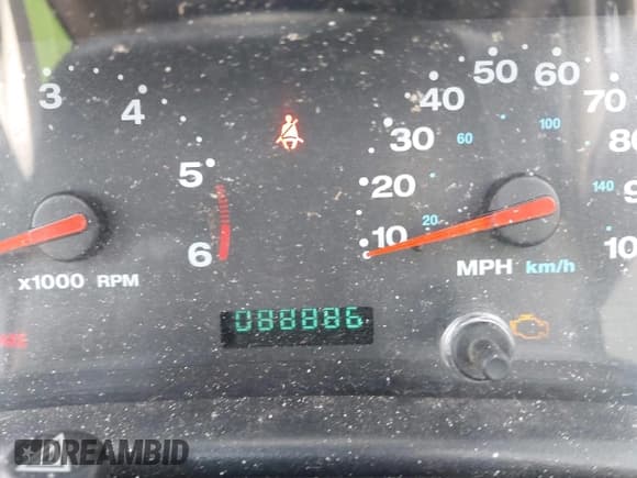 ✅ 2004 Jeep Wrangler Sahara • VIN: 1J4FA59S44P704878 • Лот: 42226255. Опубликован ранее на IAAI с пробегом 88 886 миль. Бесплатный доступ к архиву аукционных продаж из США и подробный отчёт об истории автомобиля на DreamBid. Изображение 16.